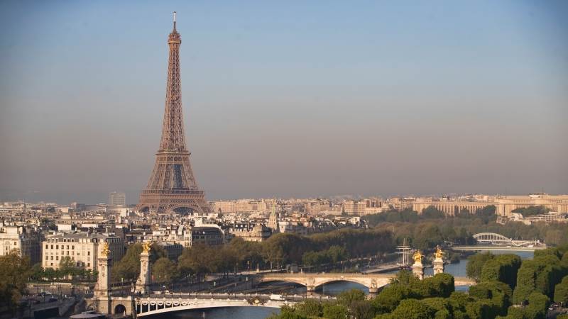 Europe ends mostly lower ahead of Fed decision