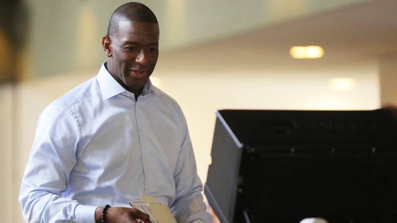 Gillum concedes race for Florida governor, DeSantis wins
