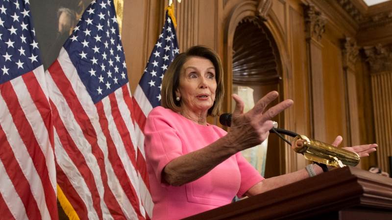 Pelosi to hold talks with Dems amid Sessions departure