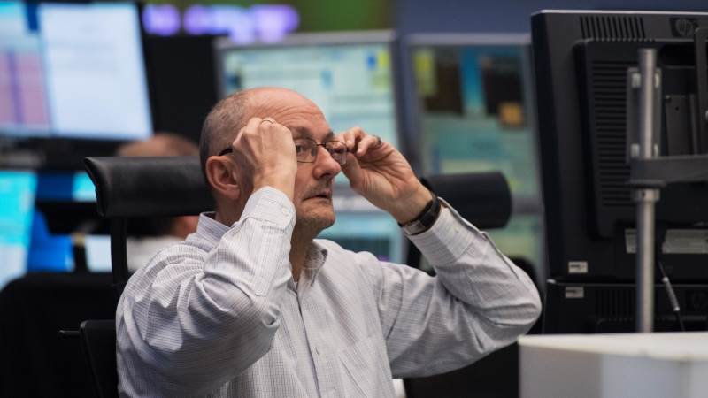 Europe closes mostly lower after Fed signals more rate hikes