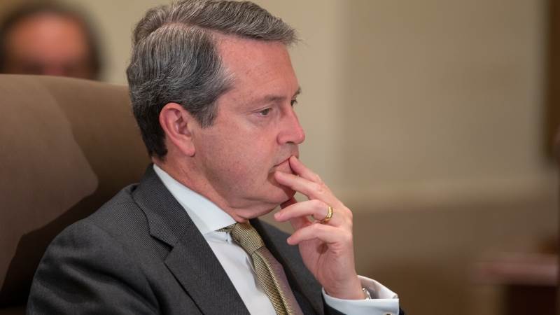 Fed's Quarles takes FSB helm, succeeding Carney