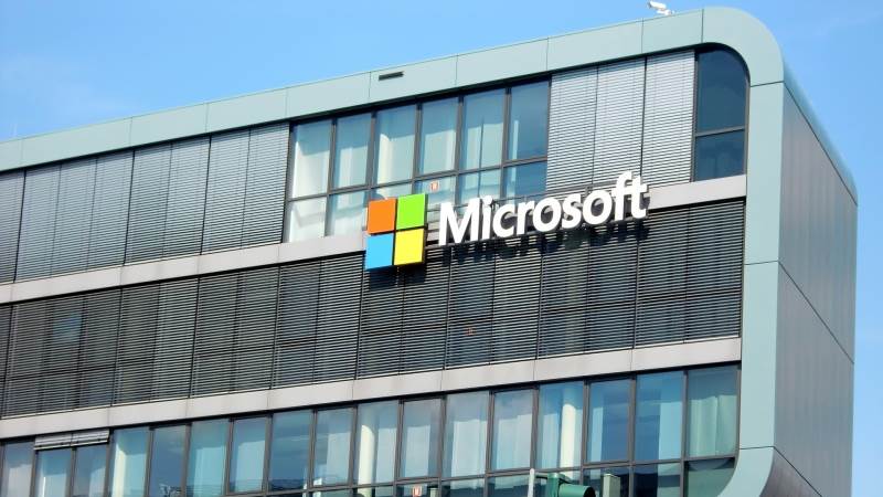 Microsoft overtakes Apple as most valuable company