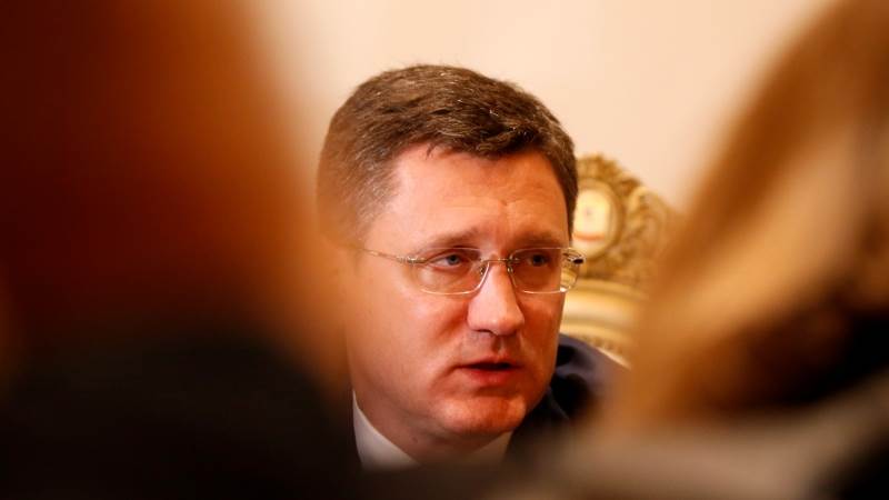 Novak: Russia hopes to reach oil output cut deal