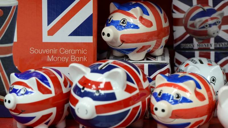 UK GDP growth accelerates to 0.3% in quarter to November