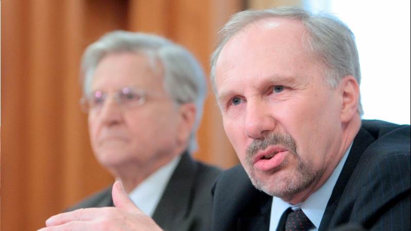 ECB's Nowotny: Growth slower, to stay positive