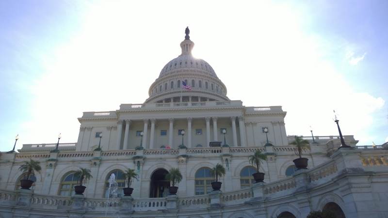 US House votes to reopen Interior Department, EPA