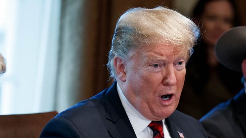 Trump urges Dems to resolve govt shutdown