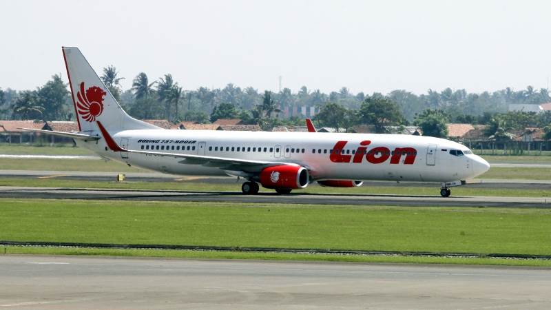 Black box from Lion Air's Boeing 737 found in sea