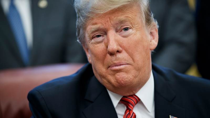 Trump slams 'fake news,' tells media to 'chill'