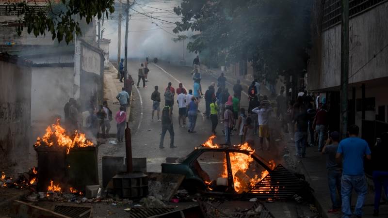 Venezuela Captures Rebel Guardsmen In Caracas Teletrader Com