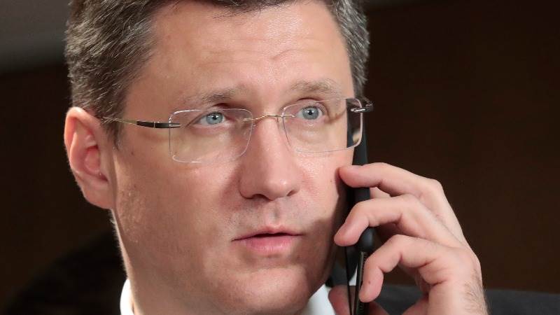 Novak points to winter risks for oil supply