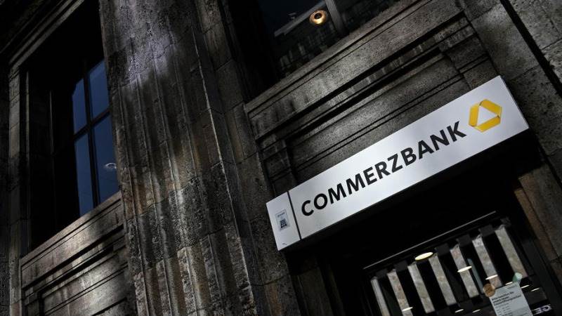 Commerzbank Revenue Drops 14 1 To 1 85b In Q1 Teletrader Com