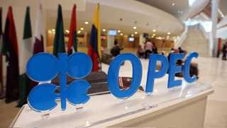 OPEC+ meeting delayed as parties seek deal on oil output