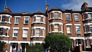 UK house prices rise 9.5% in May