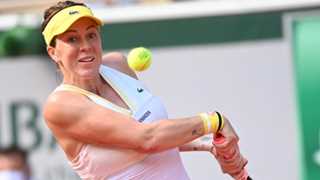 Pavlyuchenkova through to French Open SF