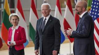 Von der Leyen ‘honored’ to meet with Biden