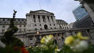 BoE keeps interest rate, asset purchases steady