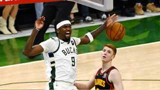 Bucks beat Hawks to take lead in series after game 5