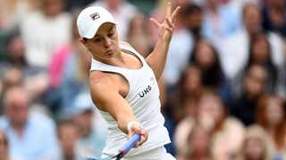 Barty beats Tomljanovic for Wimbledon semi-final