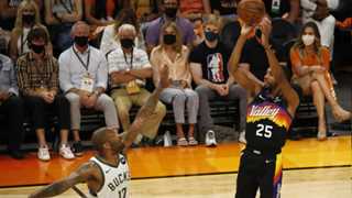 Suns win first NBA finals game against Bucks