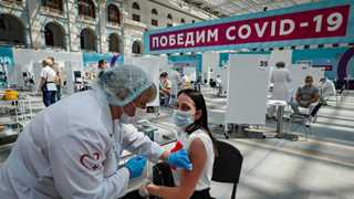 Russia reports 24,818 new COVID cases, 734 deaths