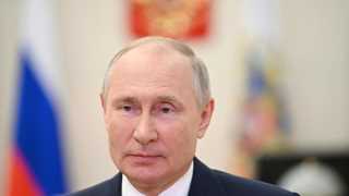 Putin accuses West of interfering in Ukraine