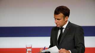 Macron announces new COVID measures for France