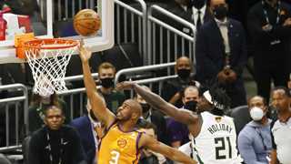 Bucks bounce back to tie against Suns in Game 4