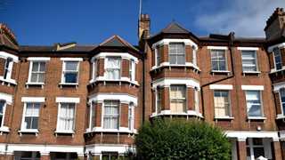 Annual UK house price growth at 10.5% in July