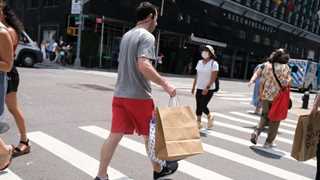 US personal spending up 1% in June