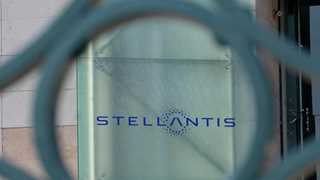 Stellantis revenue surges 46% to €75.3 billion in H1