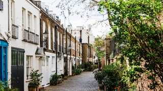 UK house prices up 7.6% in July