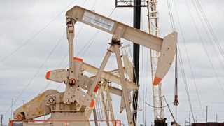 Baker Hughes: US oil rig count up by 2 to 387