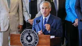 TX gov asks hospitals to delay non-urgent surgeries to free beds