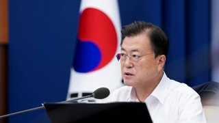 S. Korea’s Moon open for dialogue with Japan