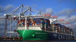 UK trade deficit up to £5.2B in Q2