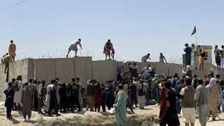 Evacuation efforts in Kabul result in 7 deaths – report