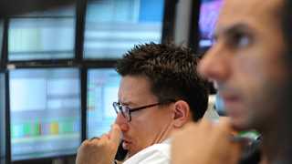 Europe closes lower amid recovery concerns