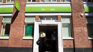 UK unemployment down to 4.7% in quarter to June