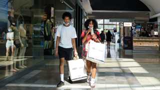 US retail sales down 1.1% in July