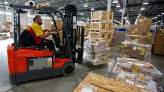 US business inventories up 0.8% in June