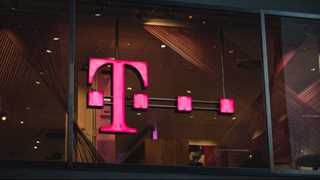 T-Mobile: Data breach included personal data