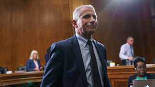 Fauci: US to curb COVID spread by spring 2022