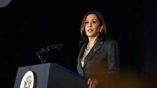 Harris calls for raising pressure on Beijing