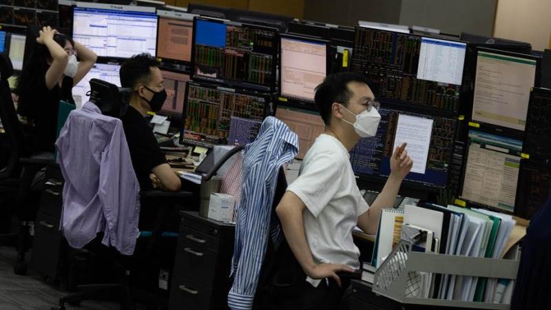 Asia trades lower ahead of Japan data