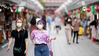 Japanese consumer confidence falls in August