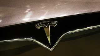 Tesla seeks battery partners in China – report