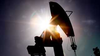 US oil inventories down by 4.05 million barrels – report