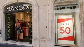 Eurozone’s retail sales down by 2.3% in July