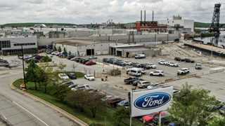 US awards GM with $36.4M federal contract